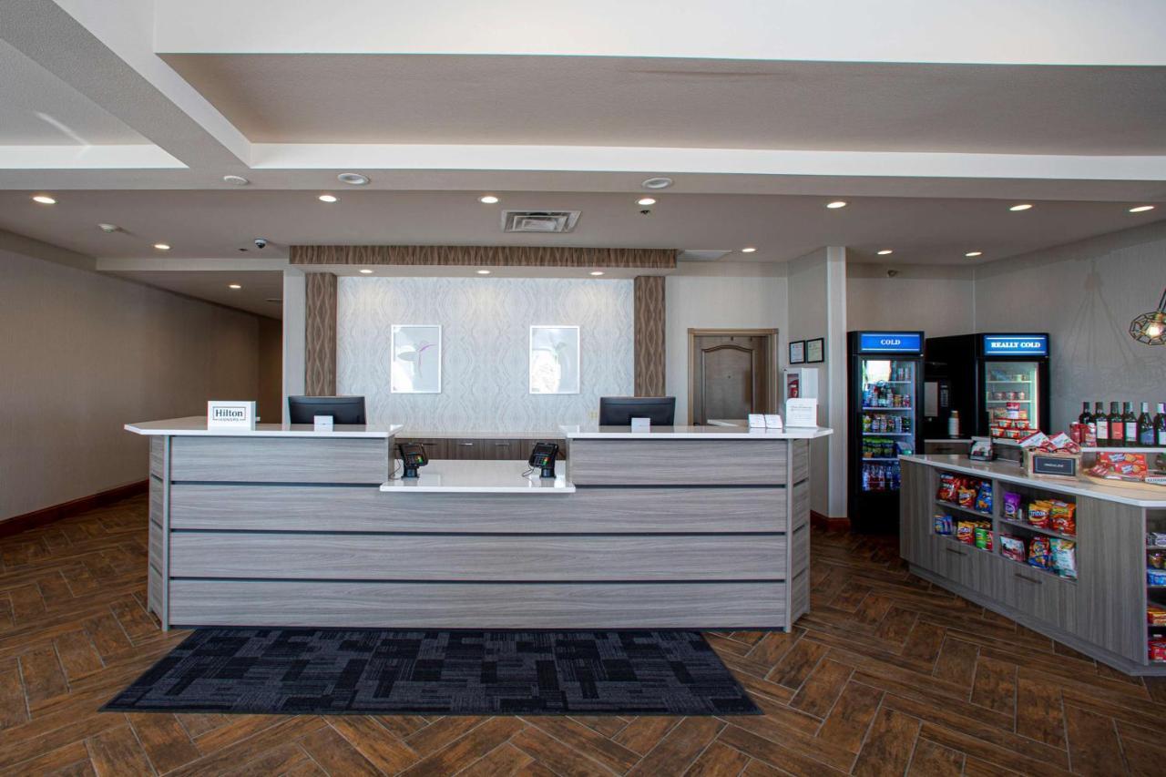 Hilton Garden Inn Rapid City Bagian luar foto